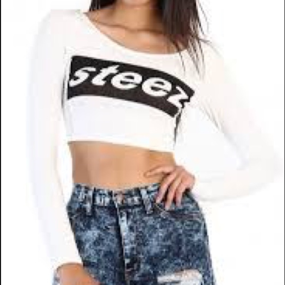 Cropped Tee - Picture 2 of 2